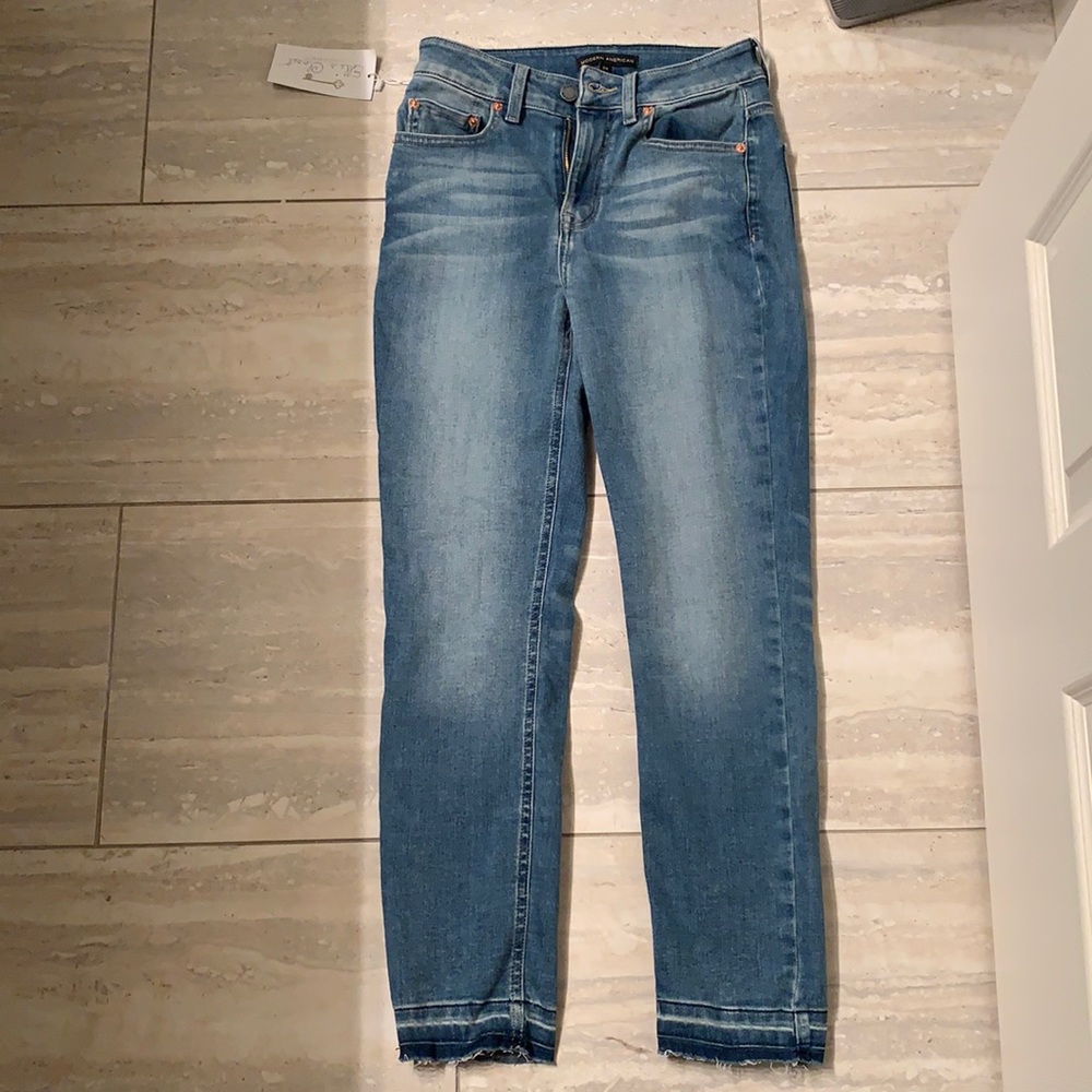 Modern American Cali Cropped Denim